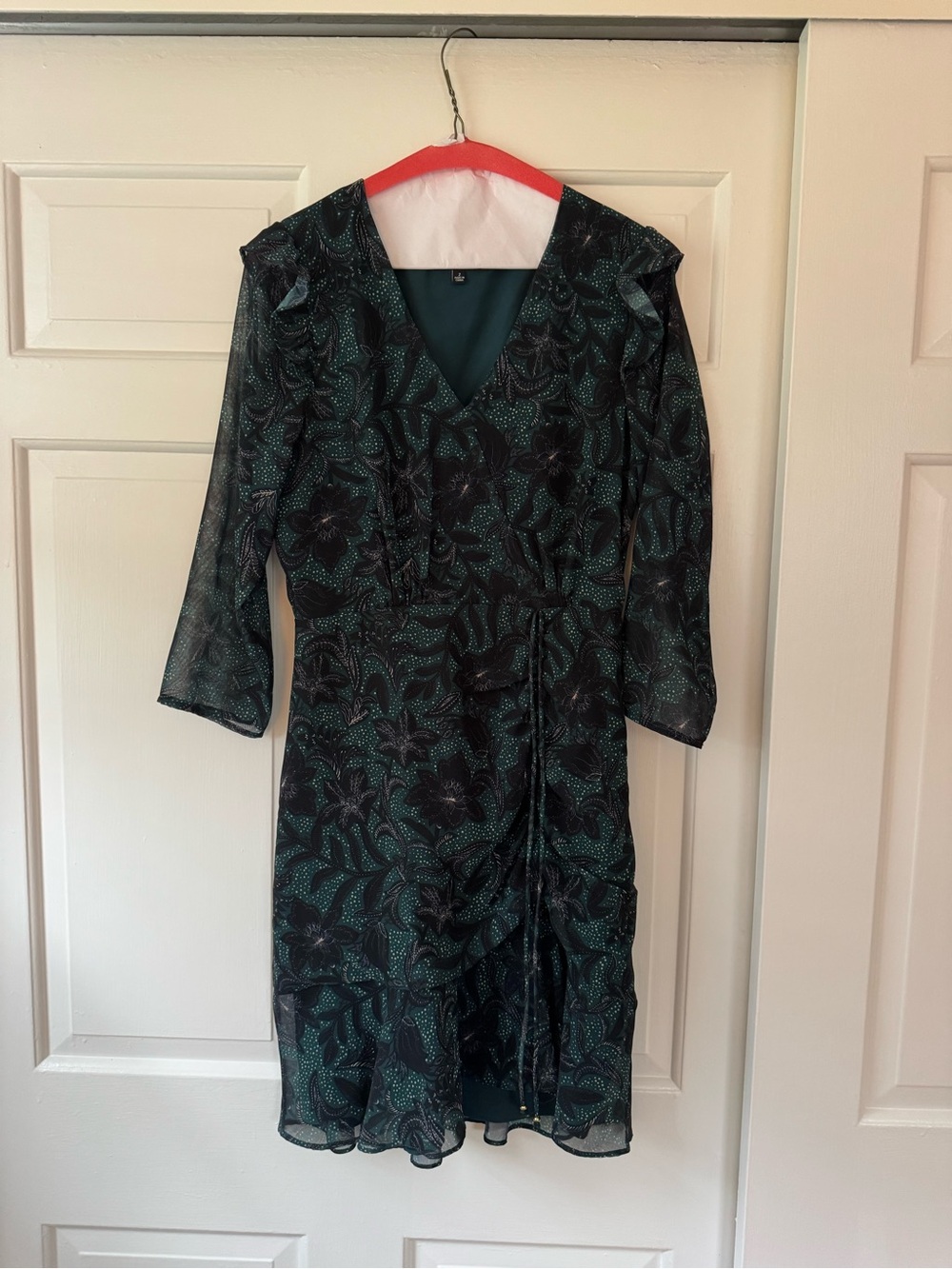 Sam Edelman Chiffon V neck dress